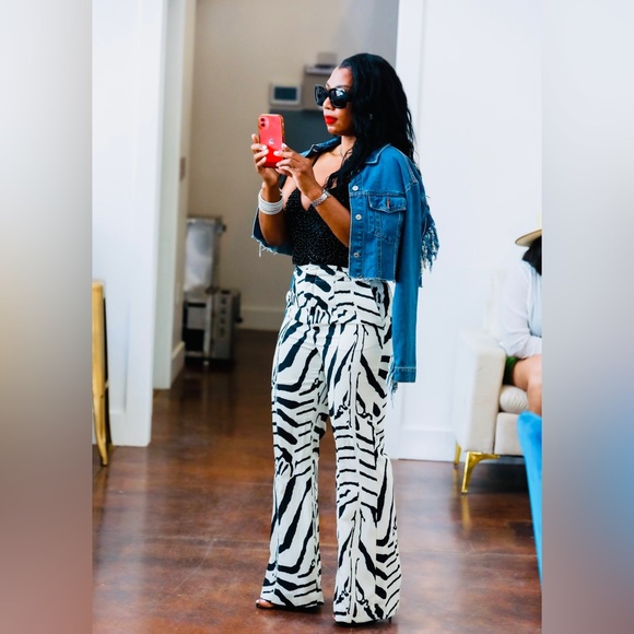 Meet your Posher, Tanisha - Picture 12 of 14